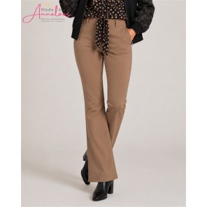 Lady Day Broek Poppy Soft Touch flared truffle Lady Day Broek Poppy Soft Touch flared truffle